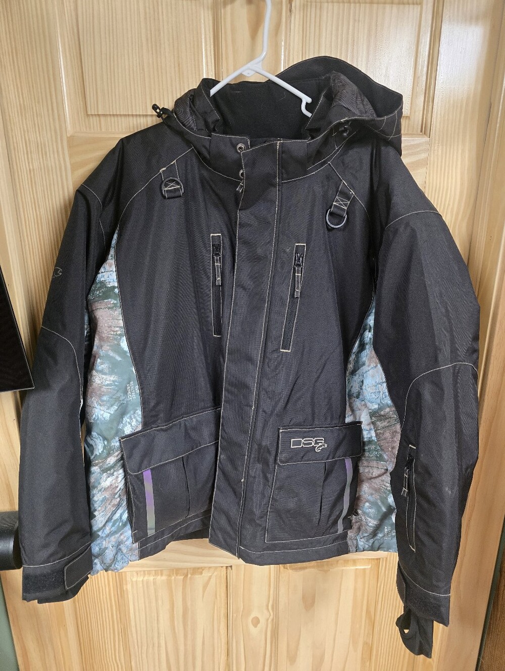 Women's Ice Fishing Hooded Winter Jacket